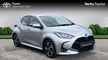 Toyota Yaris 1.5 Hybrid Design 5dr CVT Hybrid Hatchback